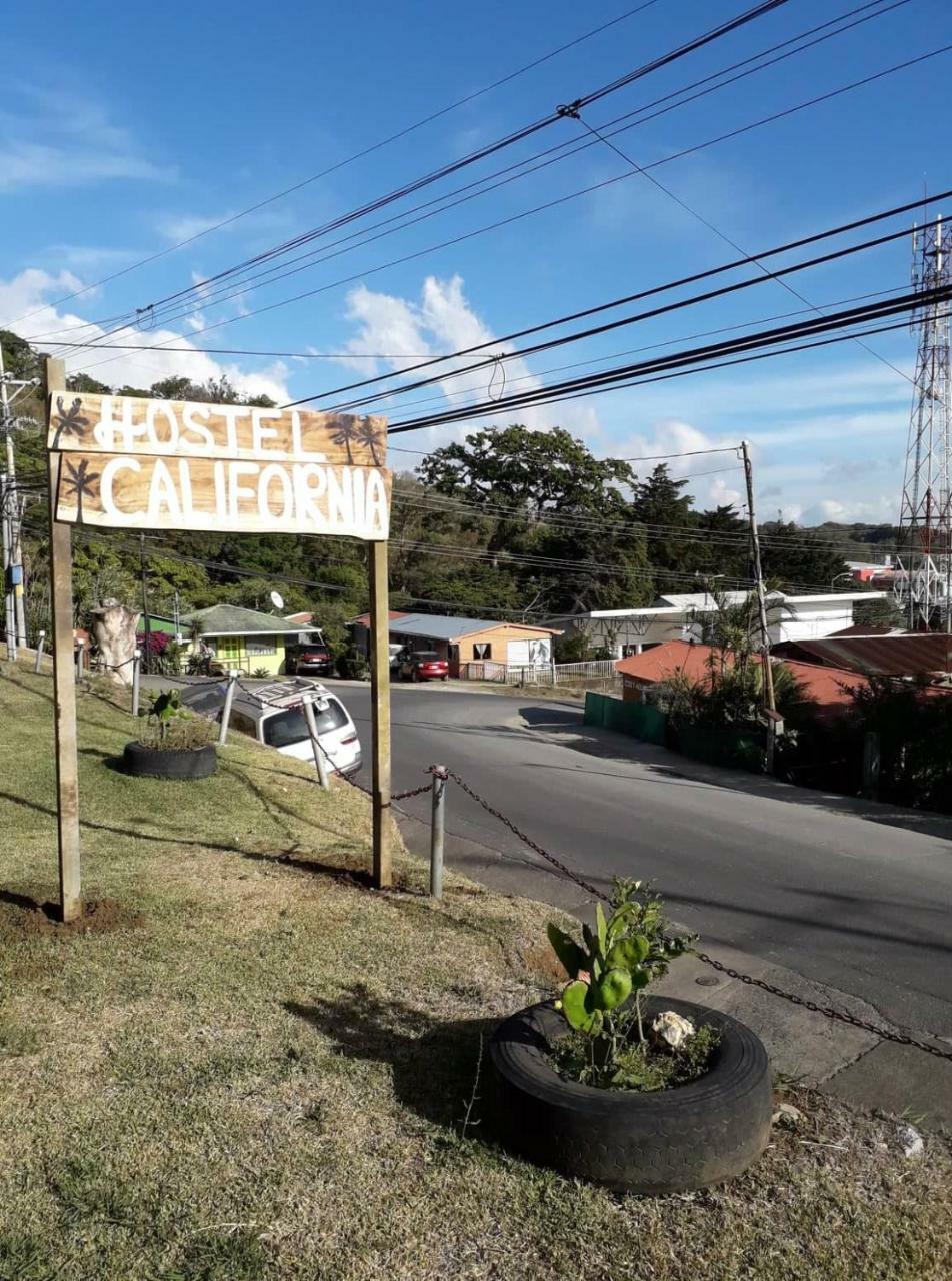 Hostel California Monteverde Екстериор снимка